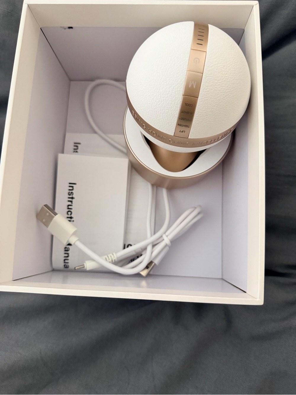 White and Gold Facial device - Rechargeable Tool- Inia Spehere